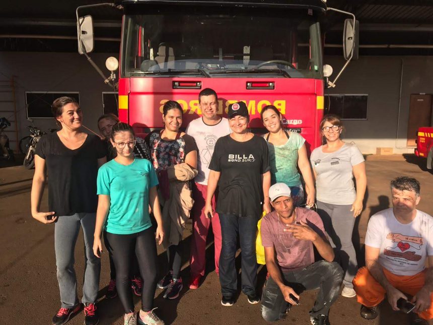 Colaboradores do Hélio Angotti Fazem Curso de Brigada de Incêndio