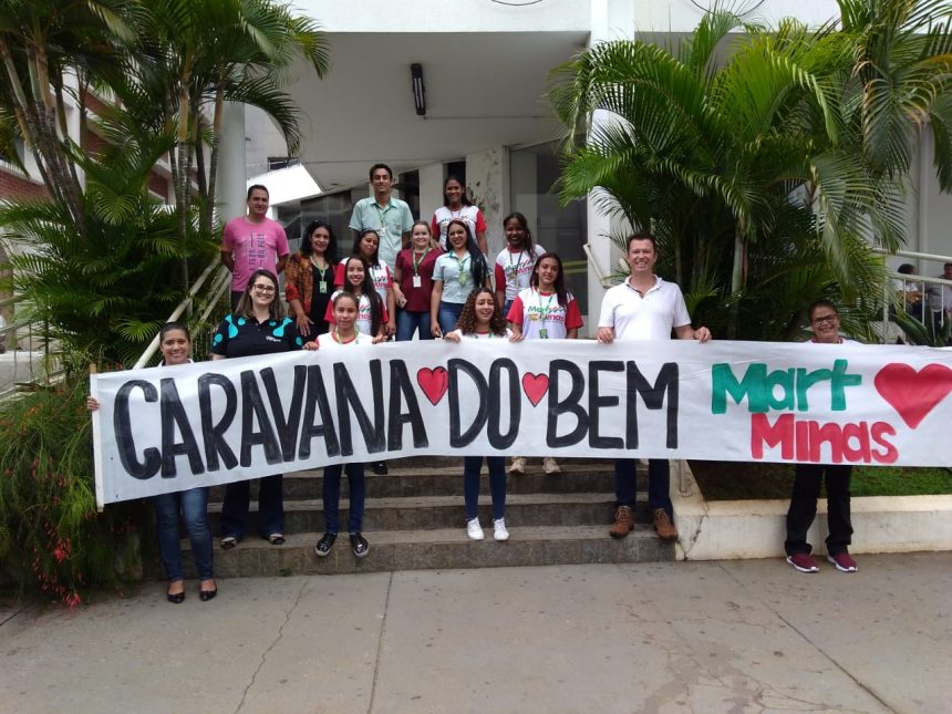 HÉLIO ANGOTTI RECEBE VISITA DA CARAVANA DO BEM DO MART MINAS