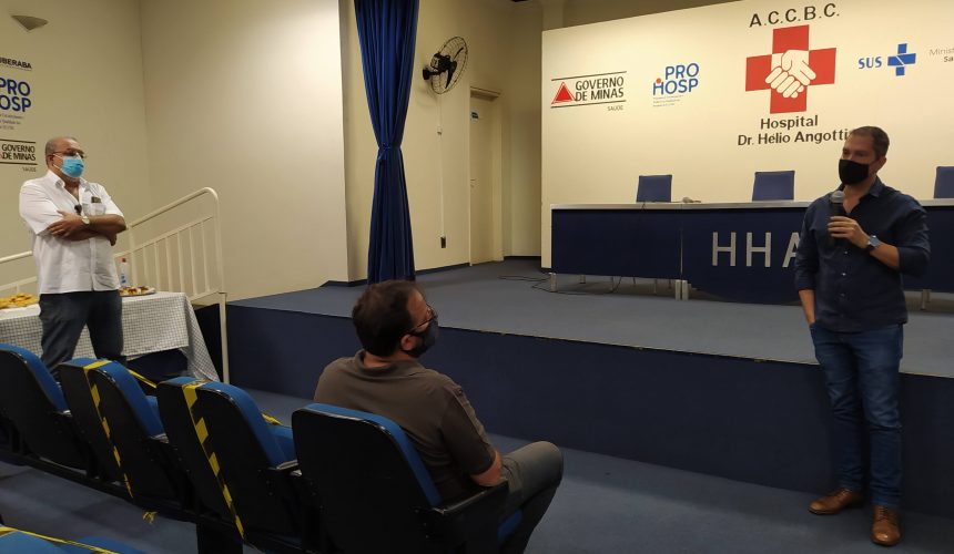 HÉLIO ANGOTTI SEDIA ENCONTRO ENTRE DEPUTADO ESTADUAL E HOSPITAIS QUE ATENDEM VIA SUS