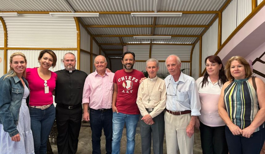 VISITA PASTORAL TRAZ ARCEBISPO AO HOSPITAL VISITA PASTORAL TRAZ ARCEBISPO AO HOSPITAL