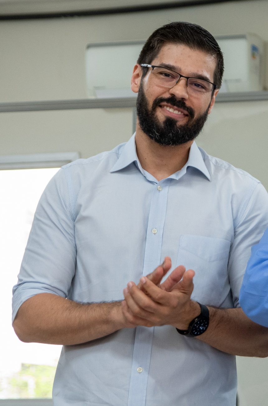 CÂNCER DE TESTÍCULO – ABRIL LILÁS CHAMA ATENÇÃO PARA TUMOR RARO, MAS ALTAMENTE CURÁVEL